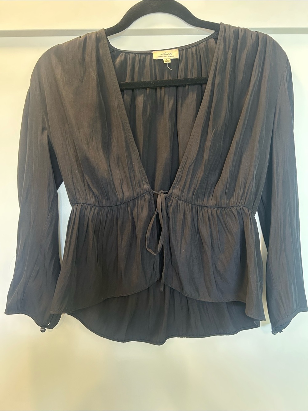 Aritzia Wilfred Dark Charcoal Tie-Front Peplum Top
